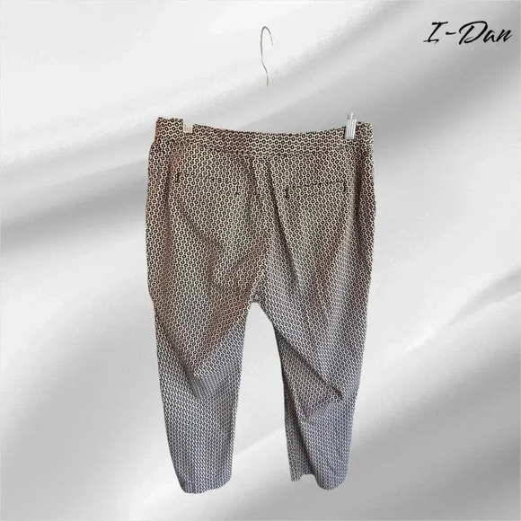 Ellen Tracy Pants - Size 4 - Picture 2 of 6